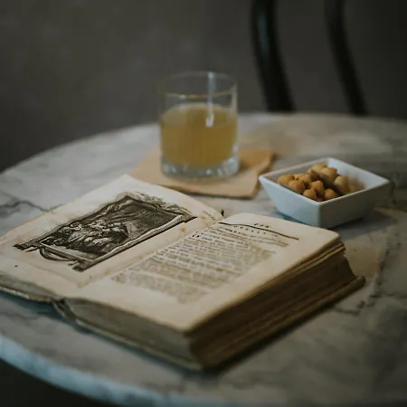 Della Vittoria Bed & Breakfast *