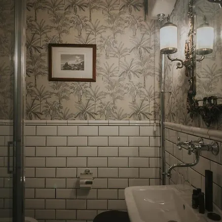 Della Vittoria Bed & Breakfast *